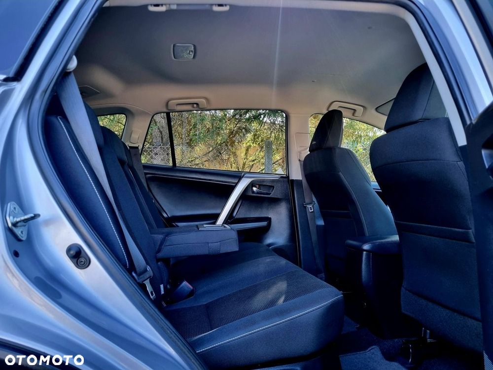 Toyota RAV4 - 14