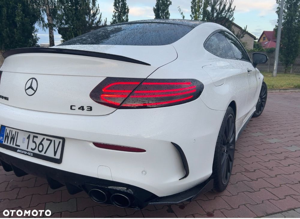Mercedes-Benz Klasa C AMG 43 Coupe 4Matic 9G-TRONIC Night Edition - 22