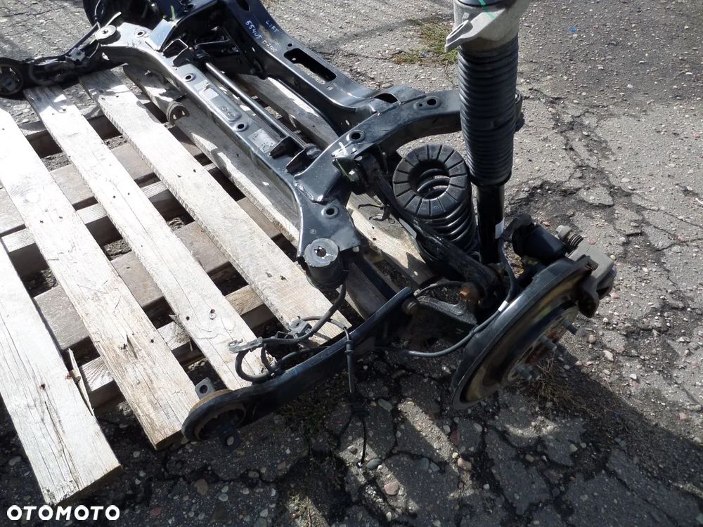 HYUNDAI TUCSON 15-20 ZAWIESZENIE TYŁ BELKA WAHACZ PIASTA ZWROTNICA SANKI - 5