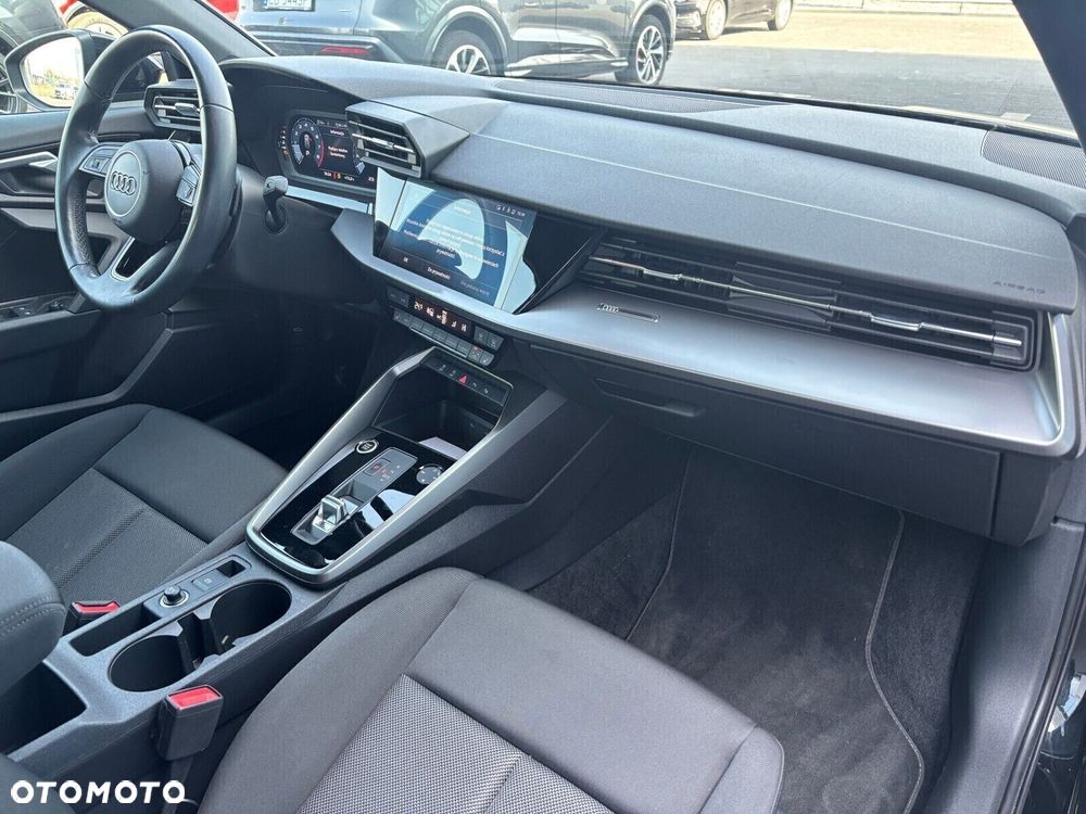 Audi A3 Sportback - 11