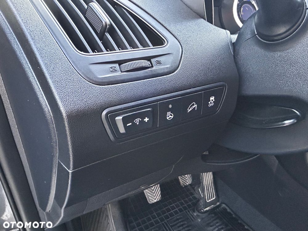 Hyundai ix35 1.6 GDI Premium 2WD - 19