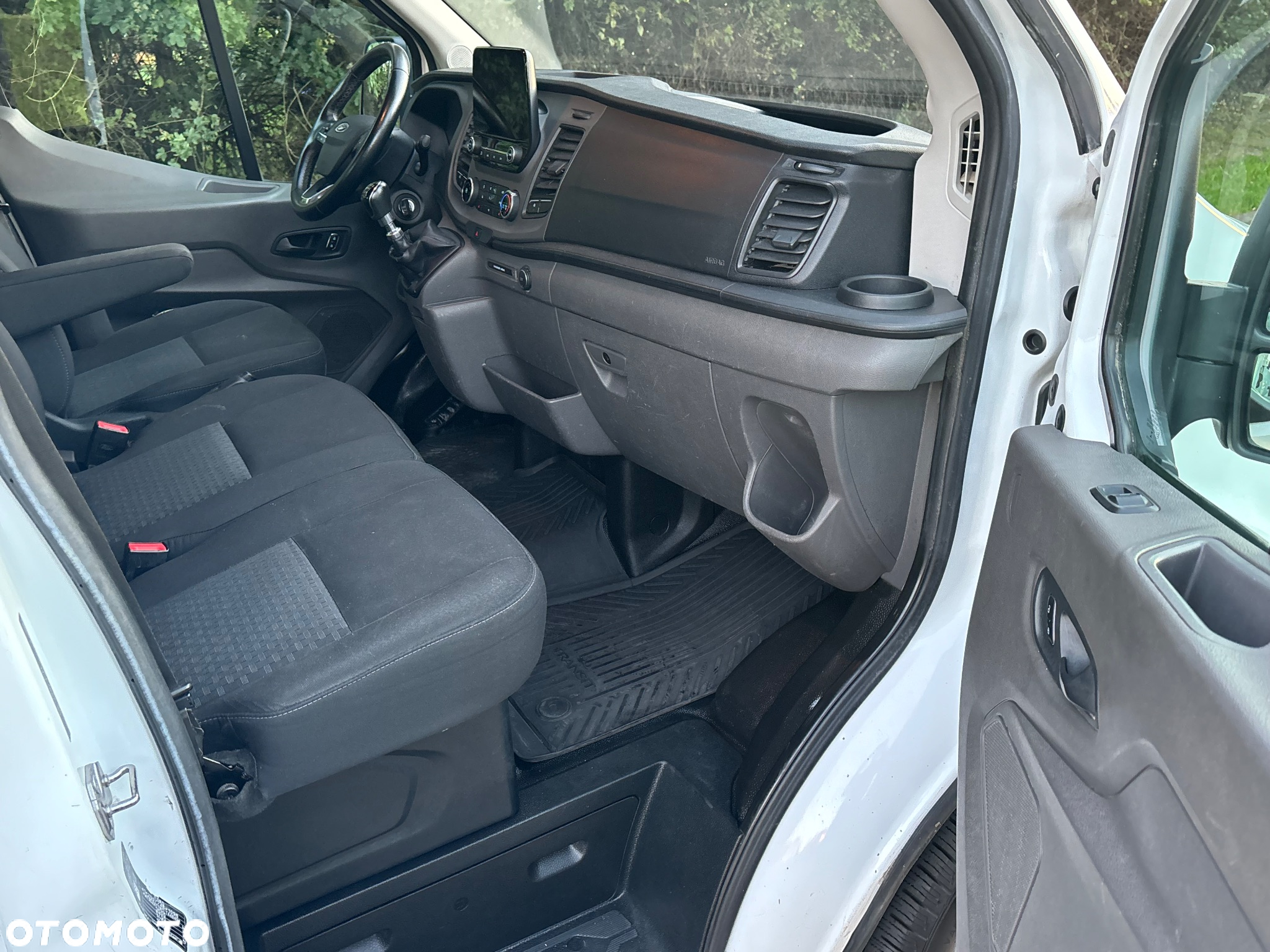 Ford Transit - 32