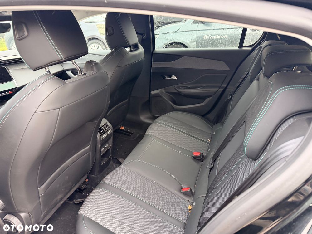 Peugeot 308 225 e-EAT8 GT - 11