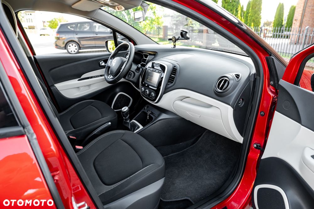 Renault Captur - 24