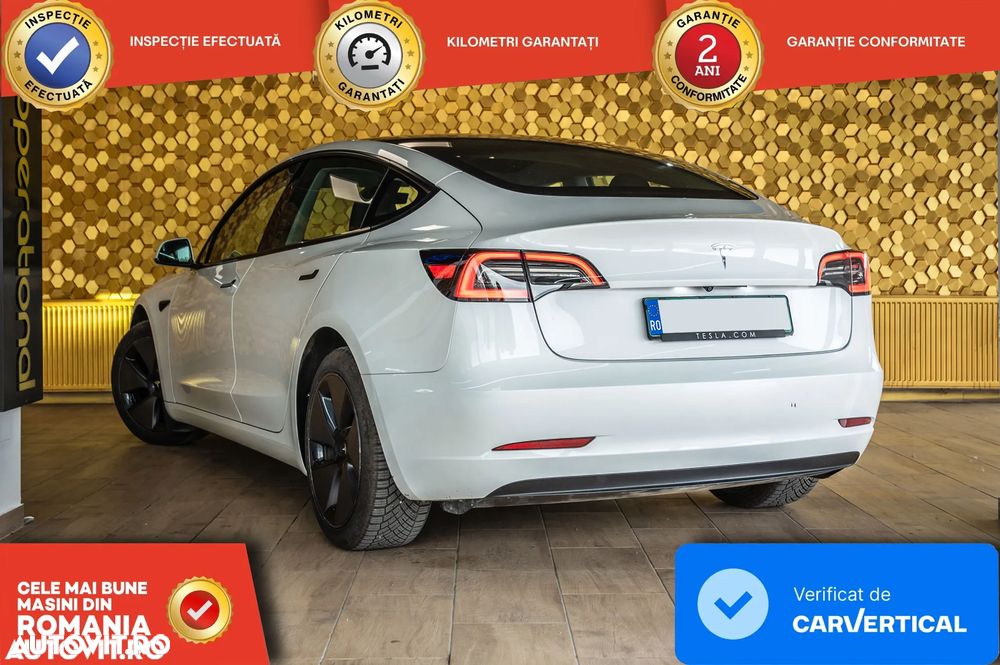 Tesla Model 3 - 5