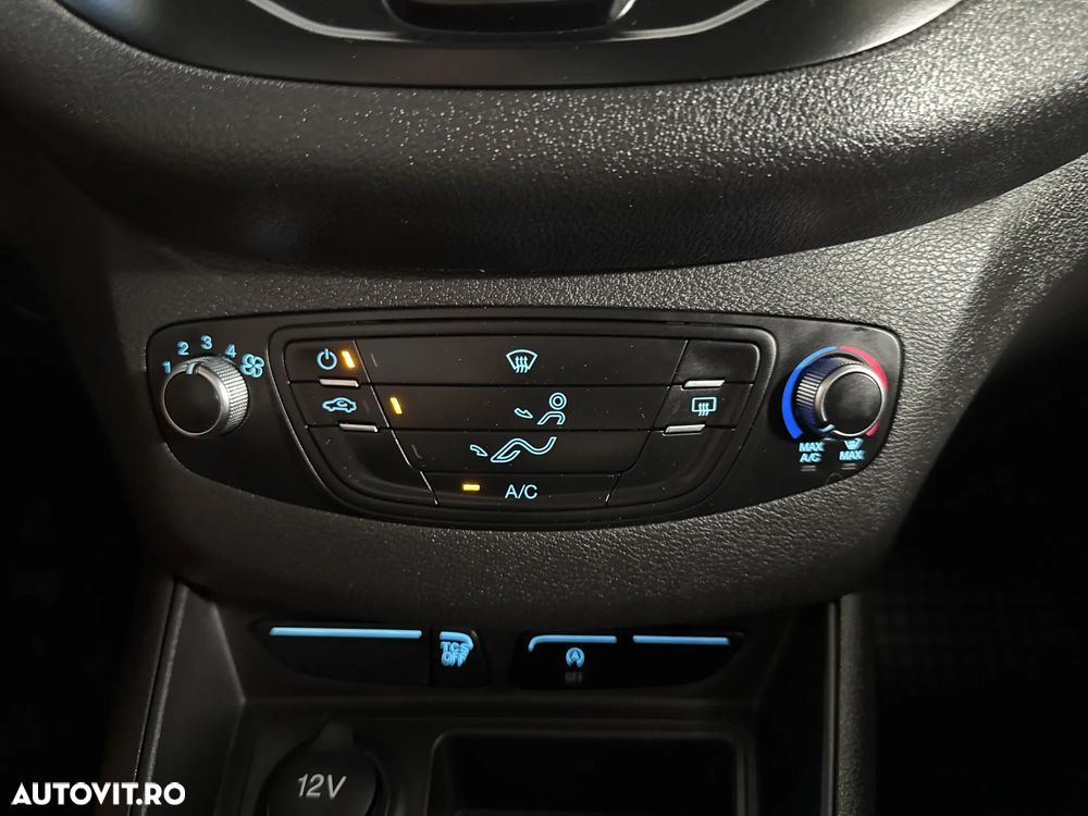 Ford TRANSIT - 16