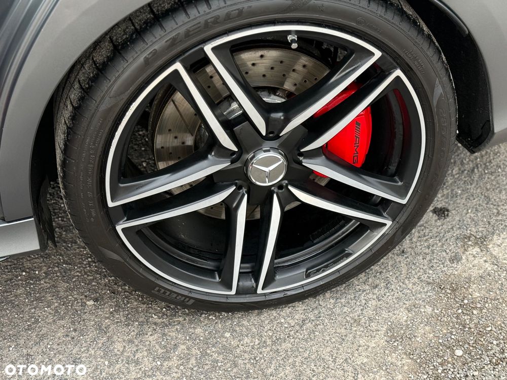 Mercedes-Benz Klasa E AMG 63 S 4Matic AMG Speedshift 9G-MCT Edition 1 - 16