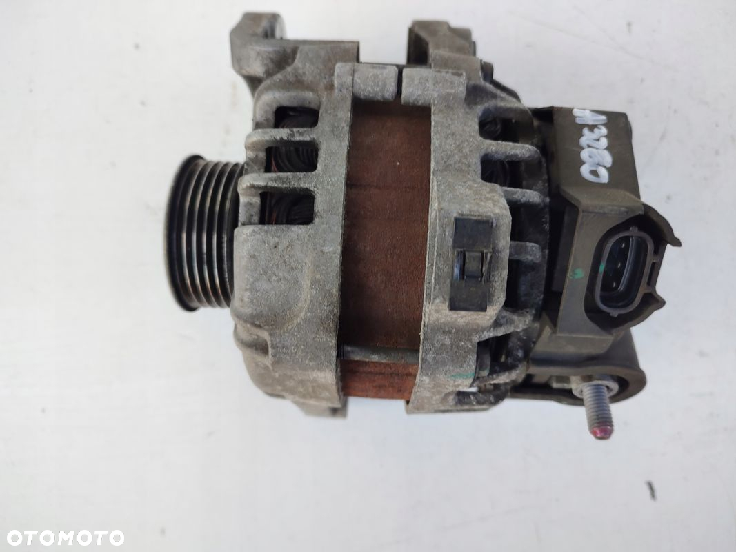 Alternator HYUNDAI I10 II 1.0B 76TYS PRZEBIEGU 37300-04700 ORYGINAŁ - 2