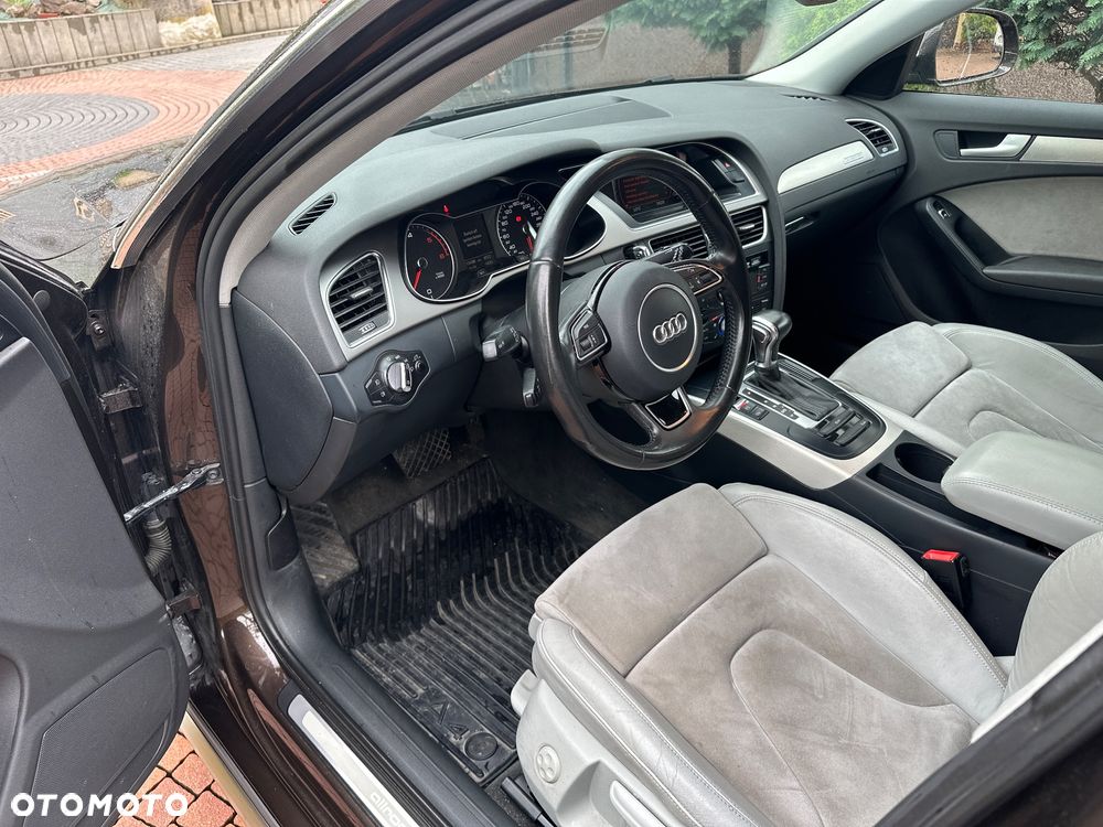Audi A4 Allroad 2.0 TDI Quattro S tronic - 23