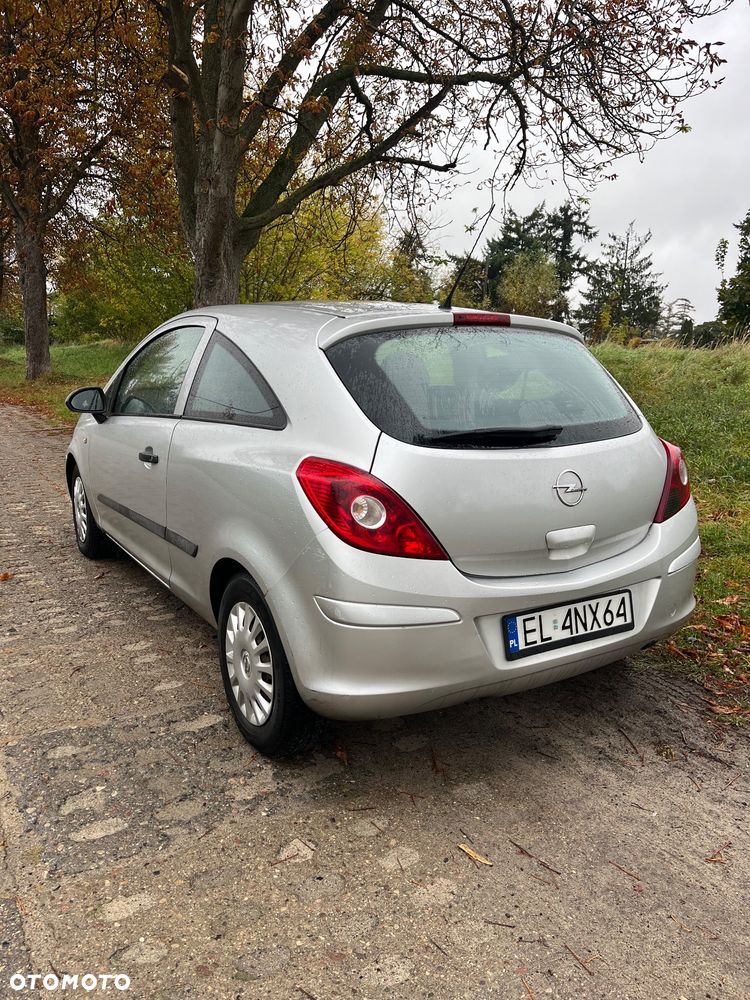 Opel Corsa 2007 photo 3