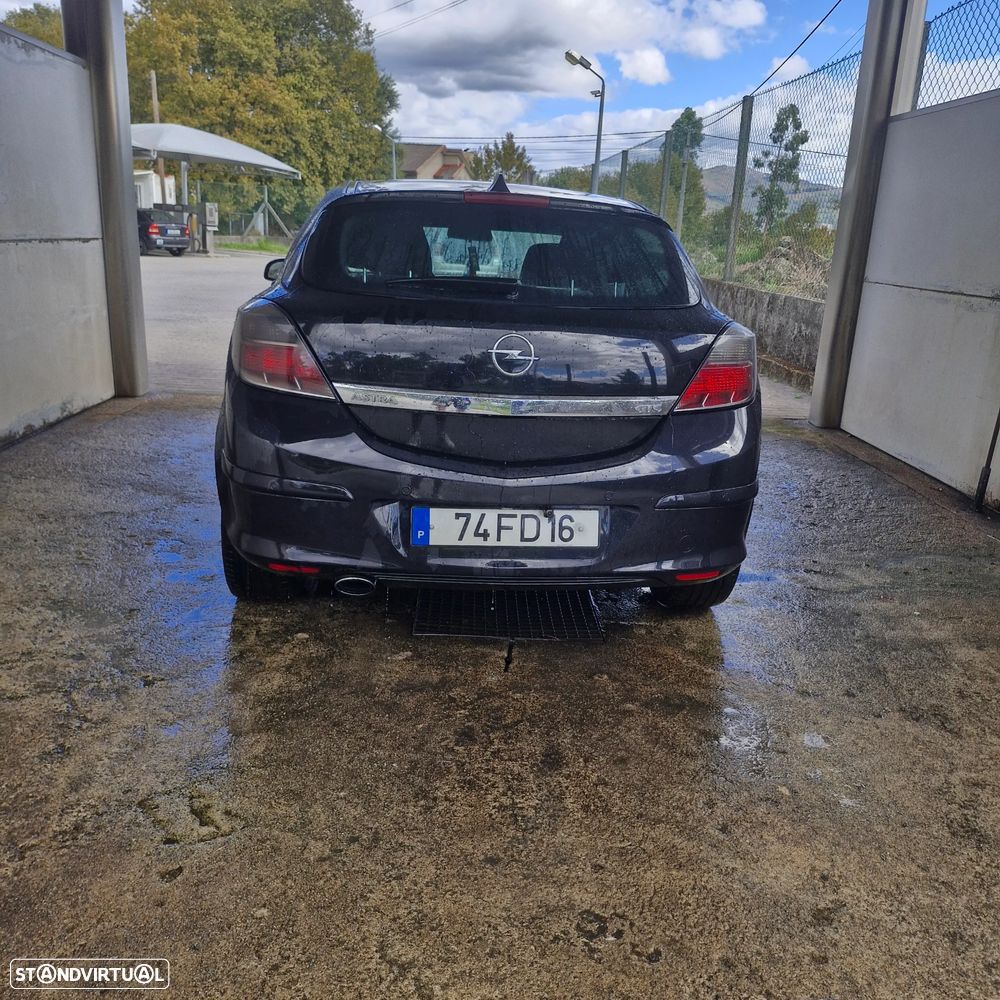 Opel Astra GTC 1.7 CDTI - 4