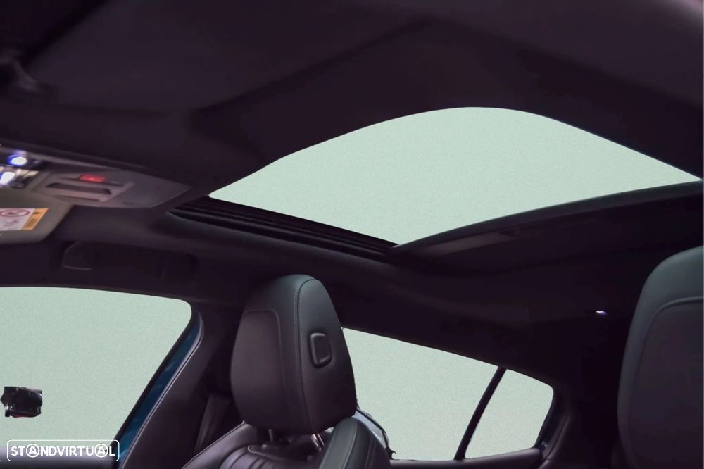 Peugeot 408 1.6 Hybrid GT e-EAT8 - 12