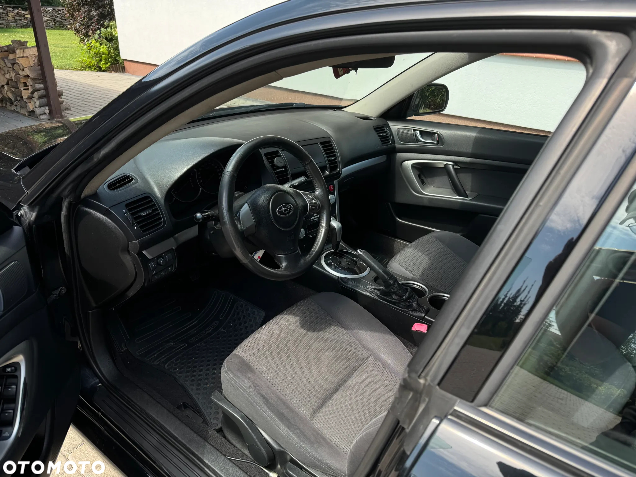 Subaru Legacy - 5