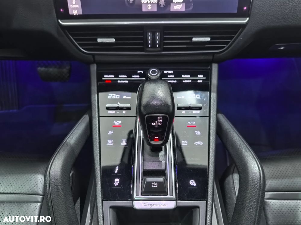 Porsche Cayenne - 15