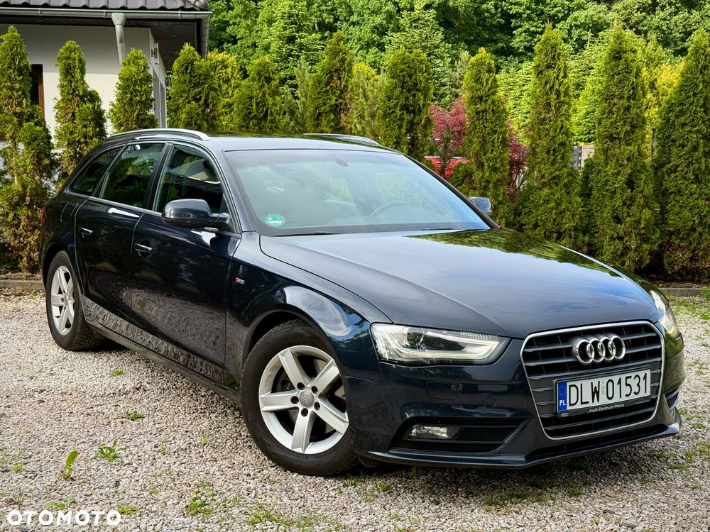 Audi A4 Avant 2.0 TDI DPF clean diesel multitronic S line Sportpaket - 2