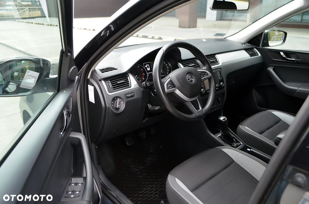 Skoda RAPID Spb 1.2 TSI Ambition - 9