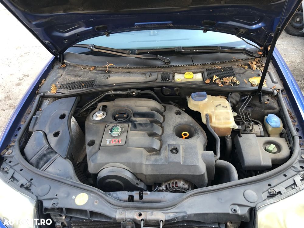 Dezmembrez Skoda Superb 1 albastru 1,9 TDI 2003 - 8