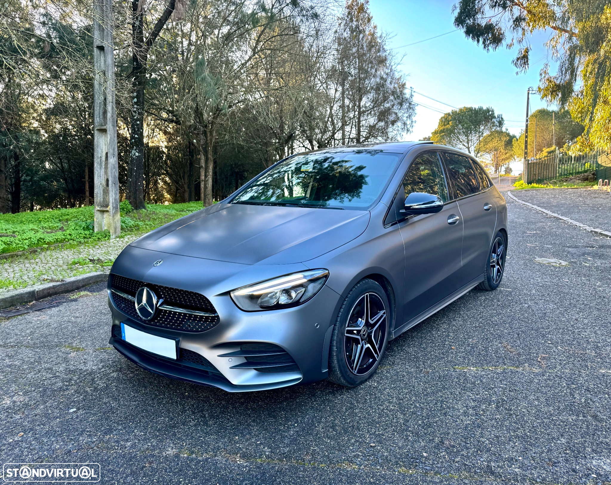 Mercedes-Benz B 180 d 7G-DCT AMG Line - 2