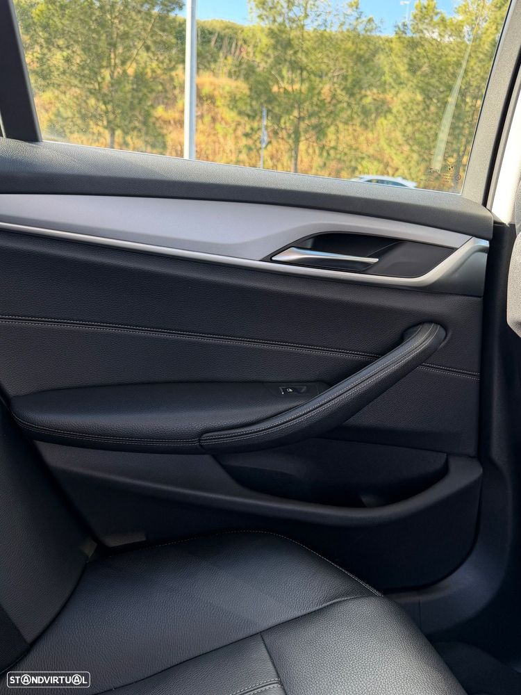BMW 520 d Line Luxury Auto - 13