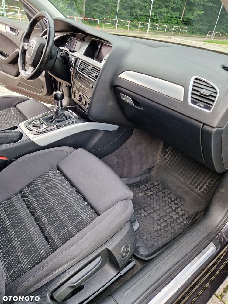 Audi A4 Avant 2.0 TDI - 22