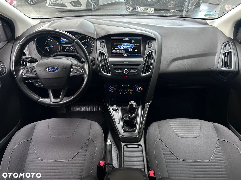 Ford Focus 1.5 EcoBoost Titanium ASS - 8