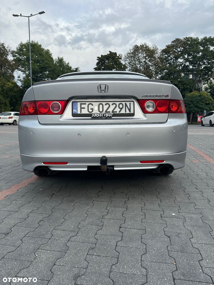 Honda Accord - 4