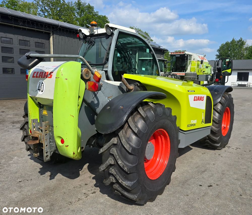 Claas Scorpion 7045 plus Varipower - 5