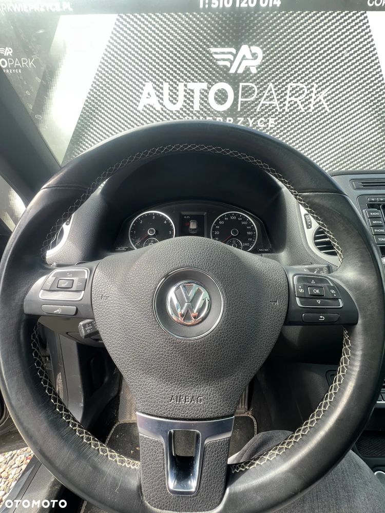 Volkswagen Tiguan - 4