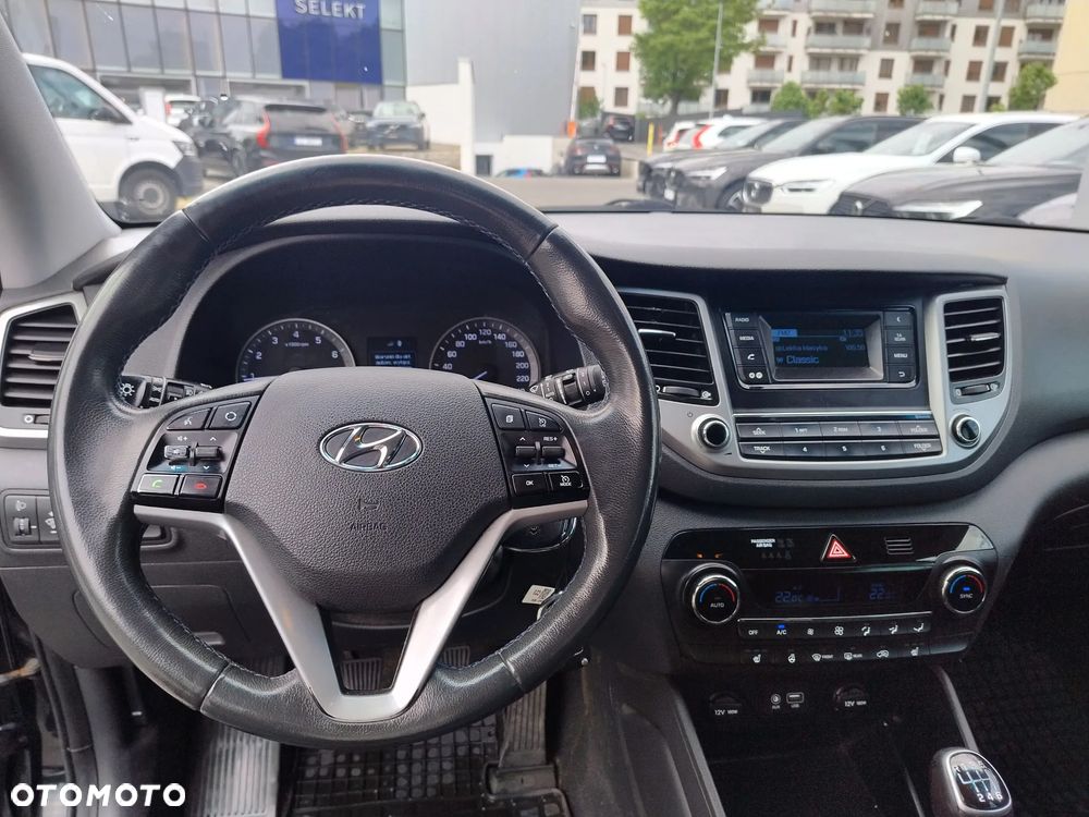 Hyundai Tucson 1.6 GDI BlueDrive Comfort 2WD - 12