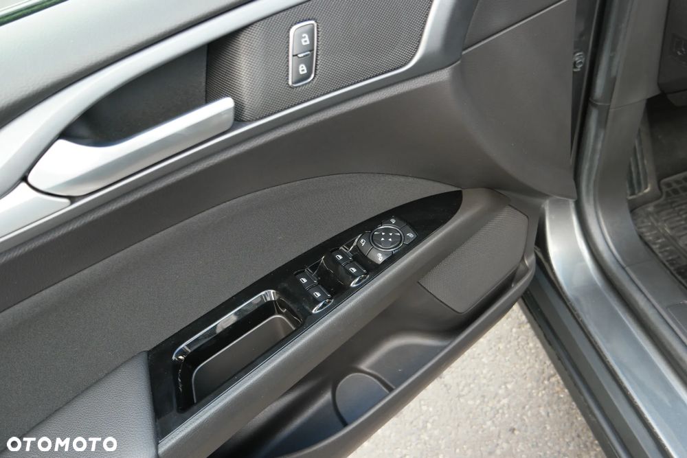 Ford Mondeo - 20