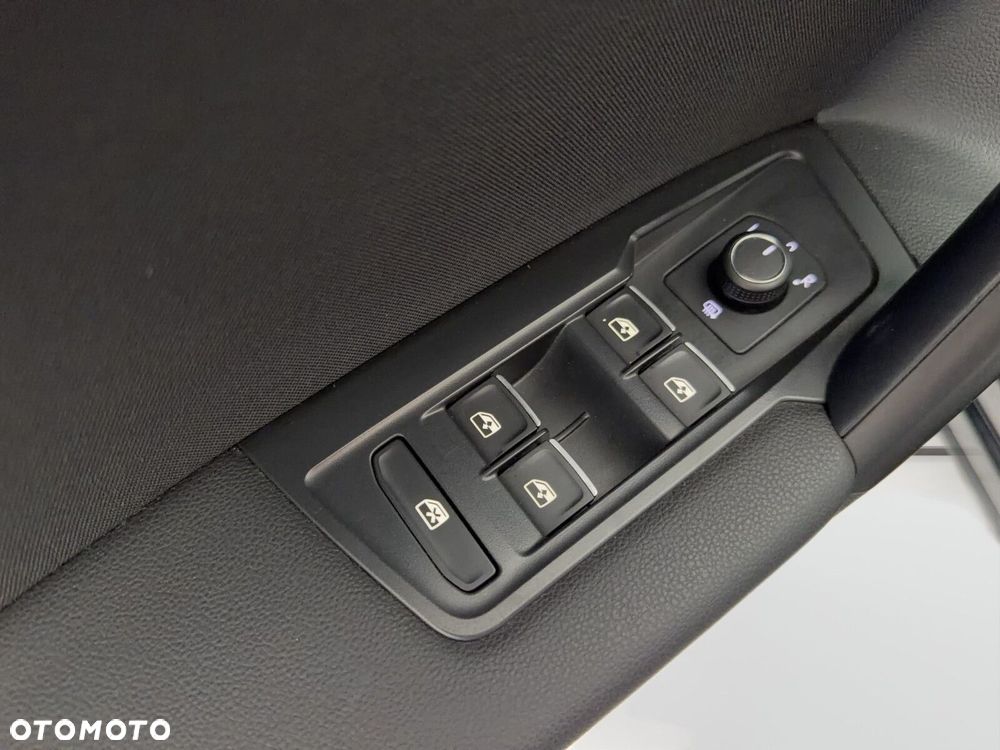 Volkswagen Tiguan Allspace - 13