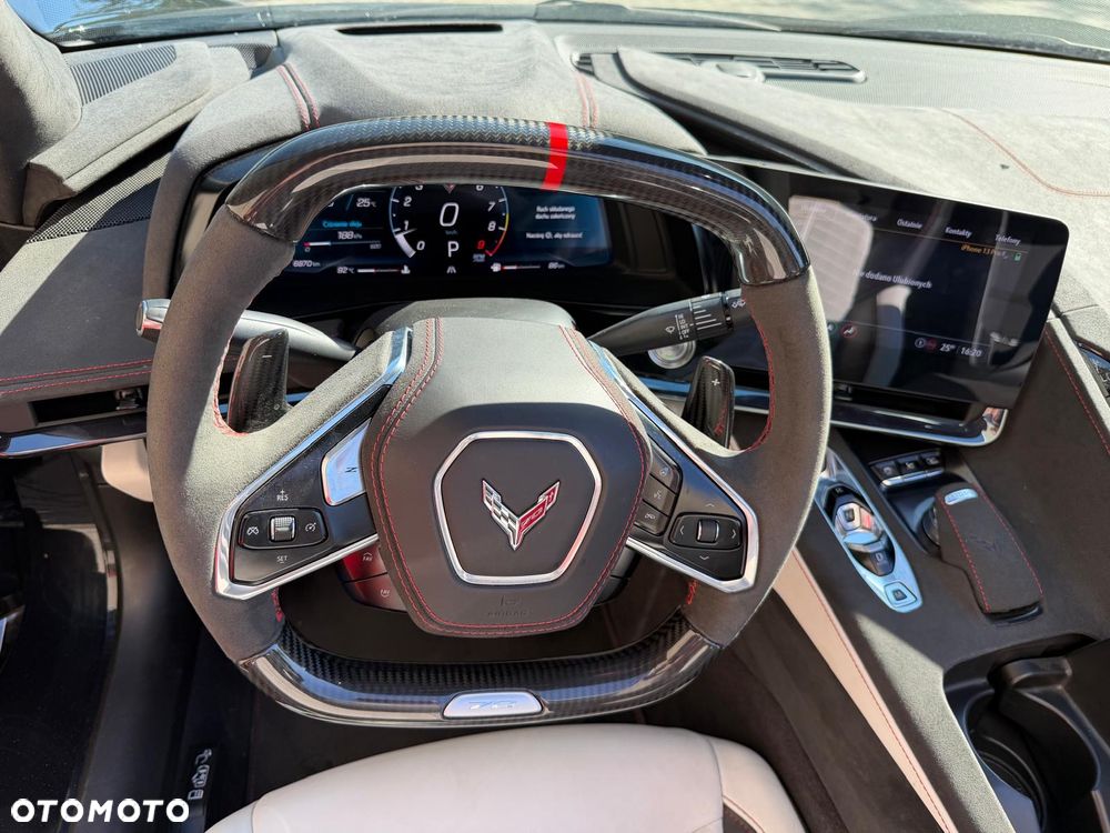 Chevrolet Corvette - 26