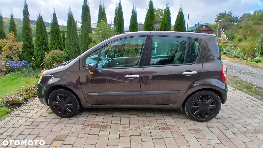 Renault Modus - 2