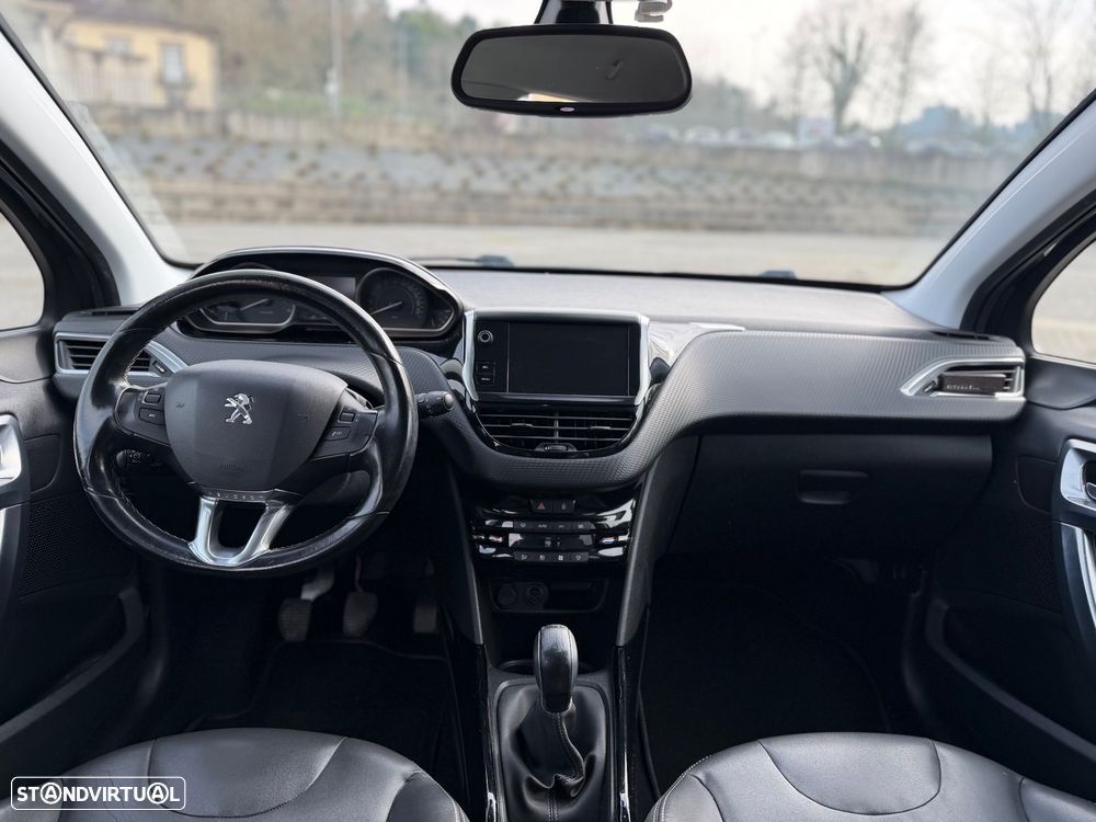 Peugeot 2008 1.6 BlueHDi Allure - 9