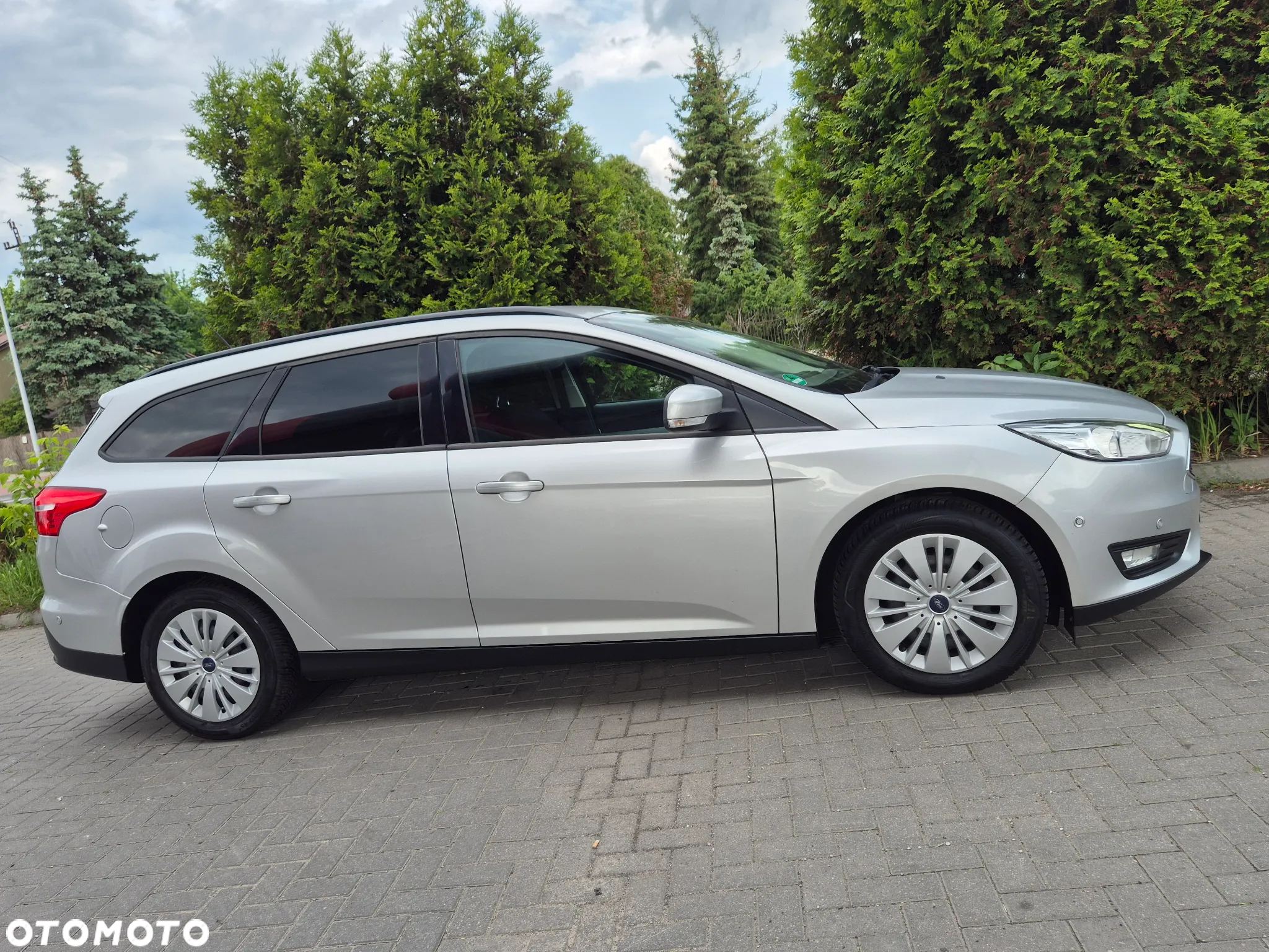 Ford Focus Turnier 1.0 EcoBoost Start-Stopp-System TITANIUM STYLE - 12