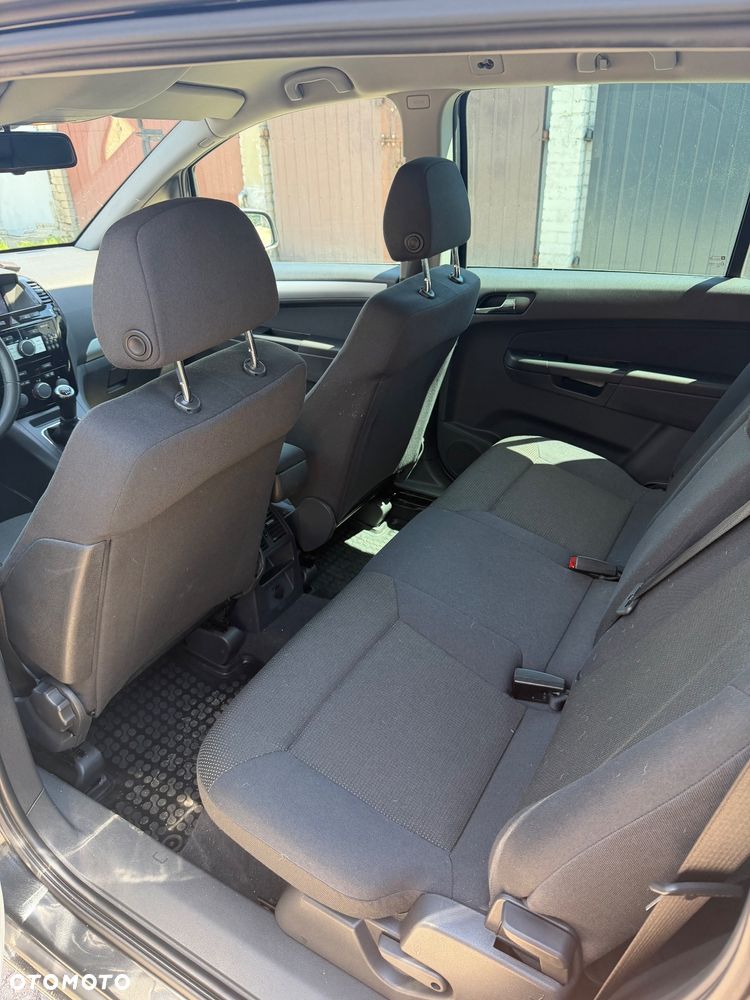 Opel Zafira 1.7 CDTI - 17