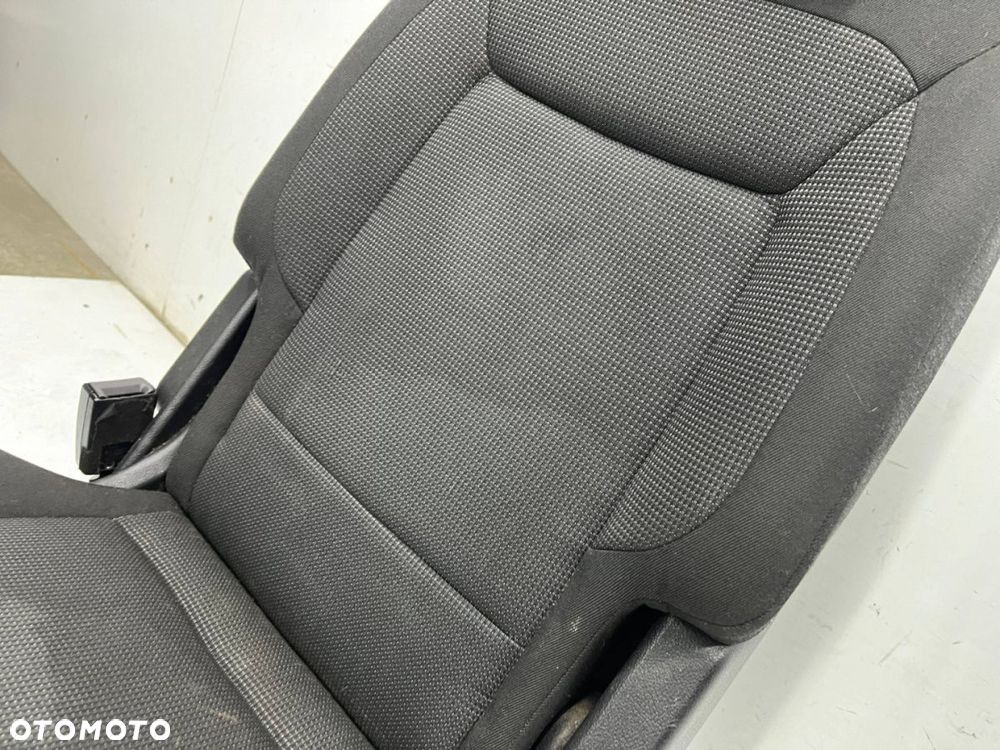 Fotele Ford S-Max I MK1 06-14r. tylny środkowy 2 rząd kanapa 7 osobowy - 9