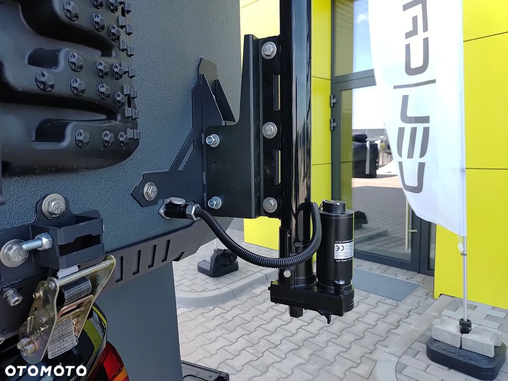 Inny Hotomobil Gladiator - 12