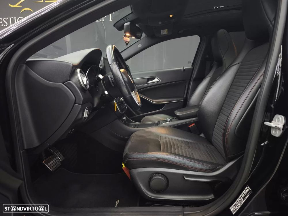 Mercedes-Benz GLA 200 d 7G-DCT AMG Line - 20