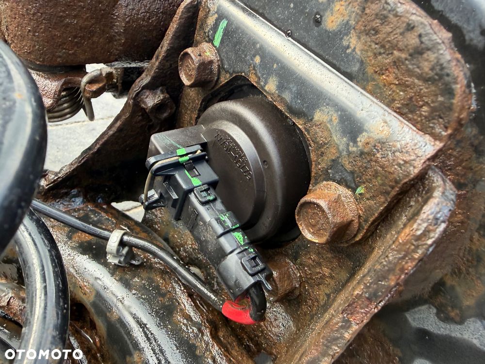 BELKA TYLNA HYUNDAI I10 07- OŚ SPRĘŻYNY ZACISK - 10