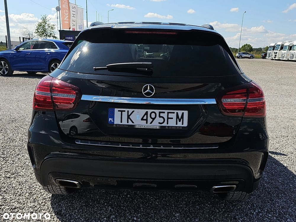 Mercedes-Benz GLA 200 7G-DCT AMG Line - 7