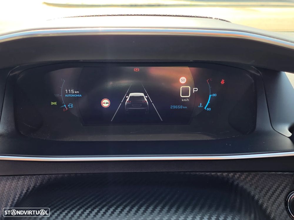 Peugeot 2008 1.2 PureTech GT Line EAT8 - 14