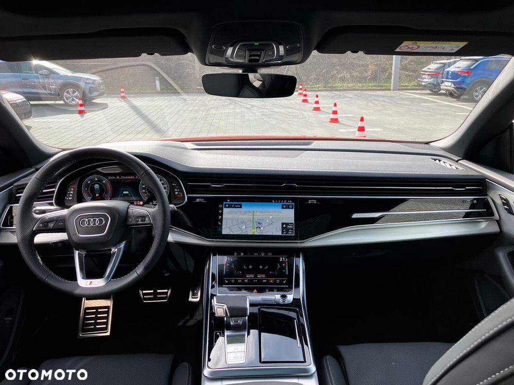 Audi Q8 - 15