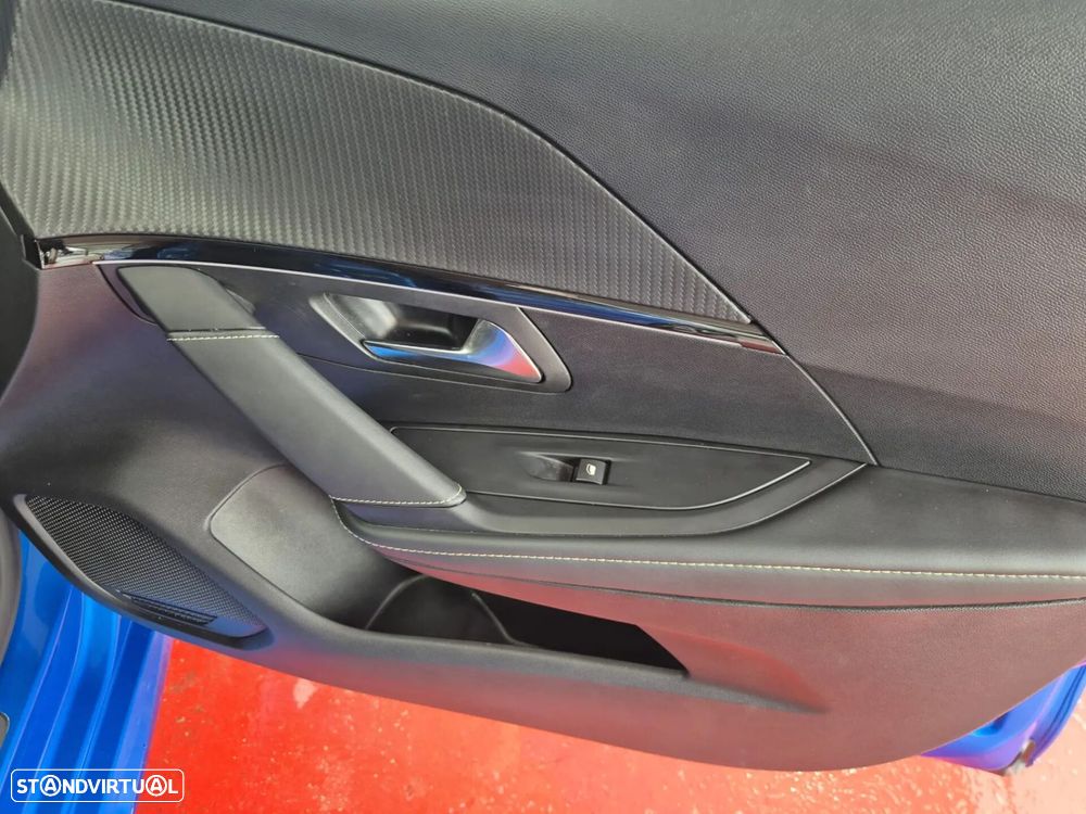 Peugeot e-208 50 kWh GT Line - 12