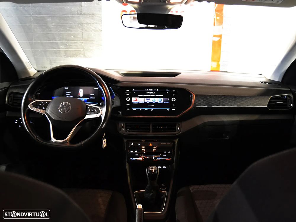 VW T-Cross 1.0 TSI - 11