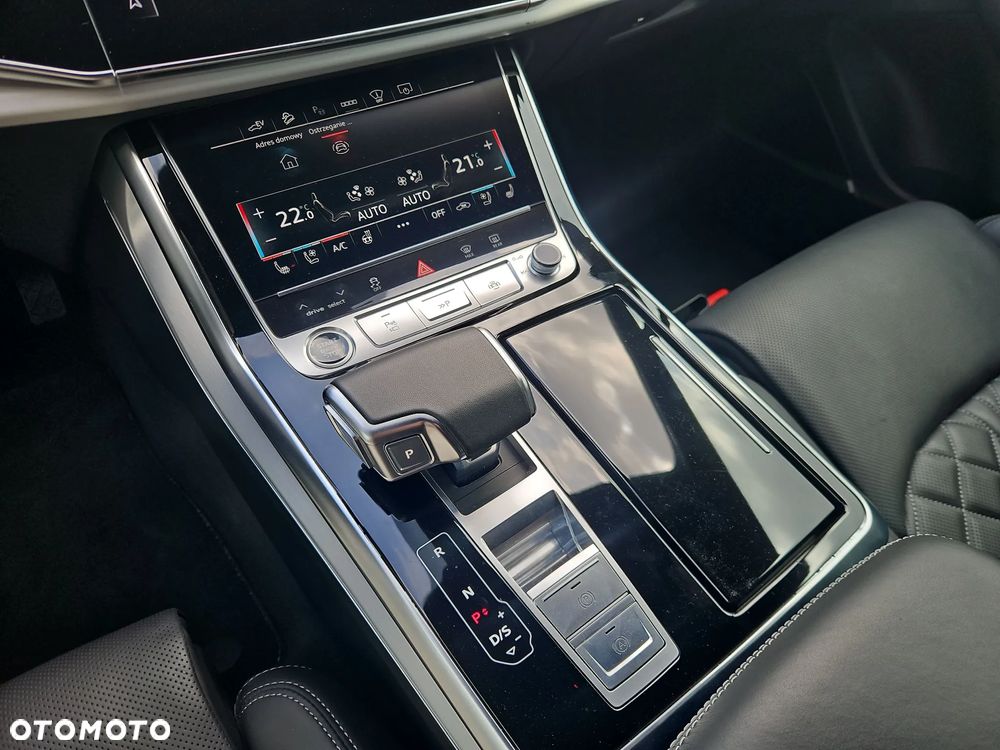 Audi Q7 55 TFSI mHEV Quattro S Line Tiptr - 15