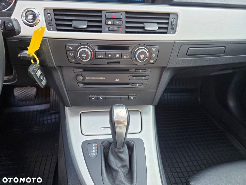 BMW Seria 3 - 18
