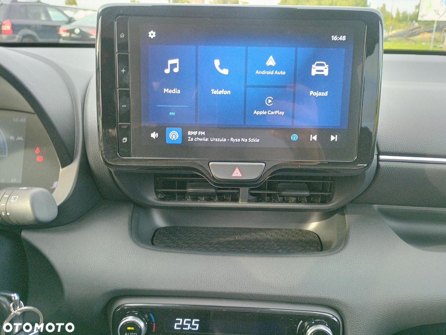 Toyota Yaris Hybrid 1.5 Style - 16
