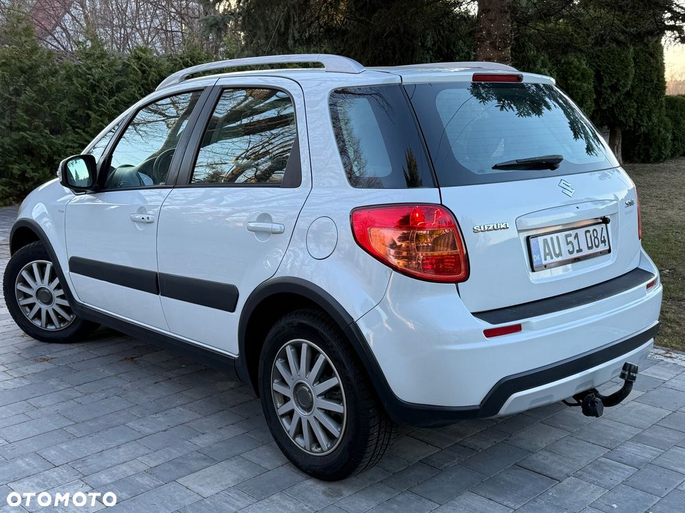 Suzuki SX4 - 4