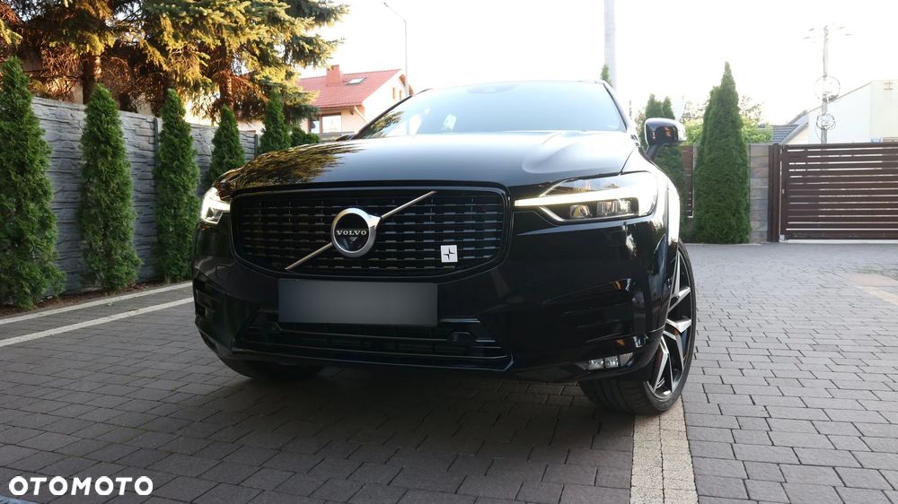 Volvo XC 60 T5 AWD R-Design - 1